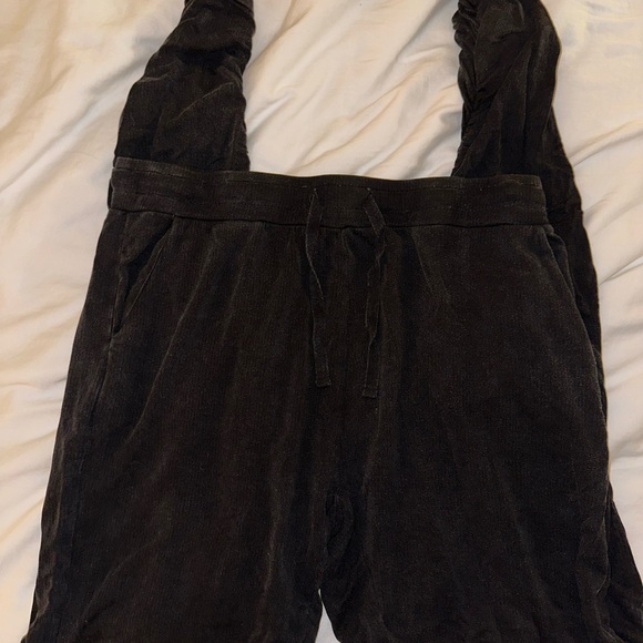 Talulah | charcoal ribbed jogger lounge pants - Picture 2 of 3